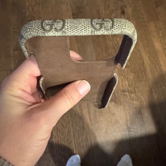 iPhone 15 Pro Gucci Ophidia Case - Picture 6 of 10